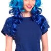 Pruik Stylish Krullend Blauw -Themakleding-Benelux 87e12391ef1d23069627e2fee1f98b44a3cef3bf